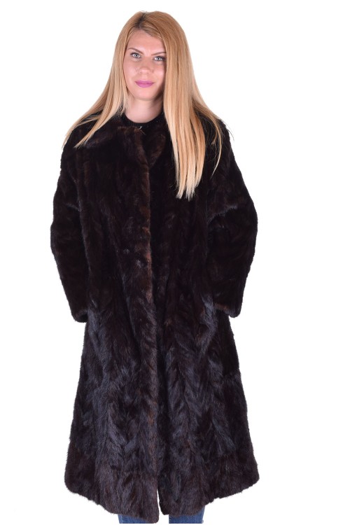 Σκούρο καφέ γυναικείο παλτό από βιζόν 124.00 EUR