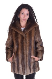 Παλτό από φυσική γούνα