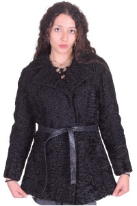 Μαύρο γυναικείο παλτό από φυσική γούνα