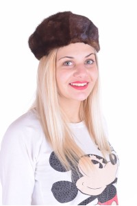 Καλαισθητικό γυναικείο καπέλο από φυσική γούνα