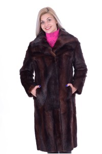 Σκούρο καφέ παλτό από φυσική γούνα