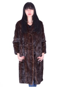 Σκούρο καφέ παλτό γούνας